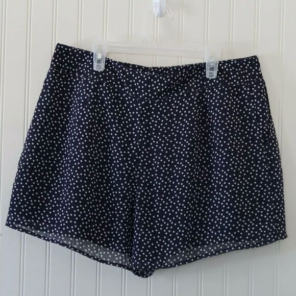 LC Lauren Conrad Navy Polka Dot Shorts - Picture 2 of 5